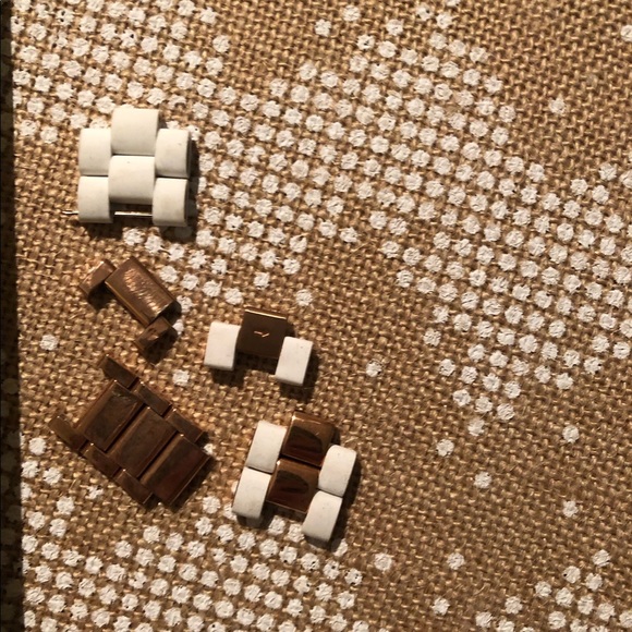 Watch - Picture 7 of 8